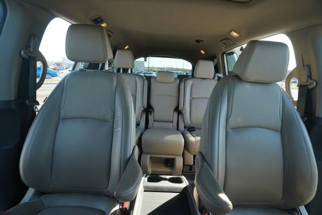 Used 2018 Honda Odyssey EX-L image 33