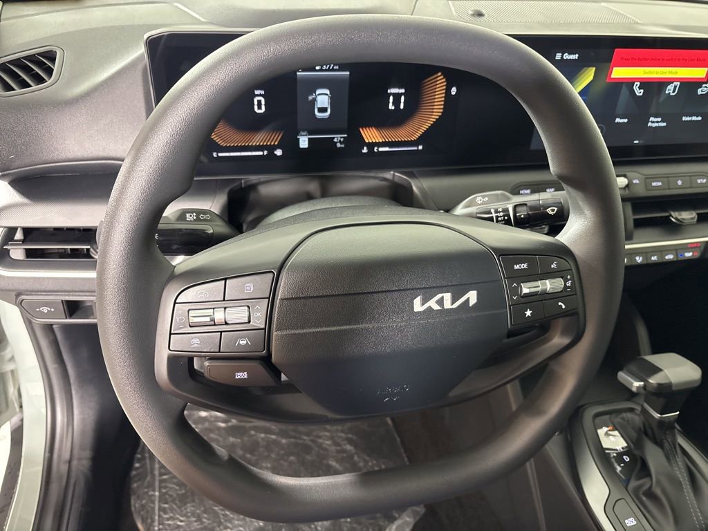 New 2026 Kia K4 LXS image 18