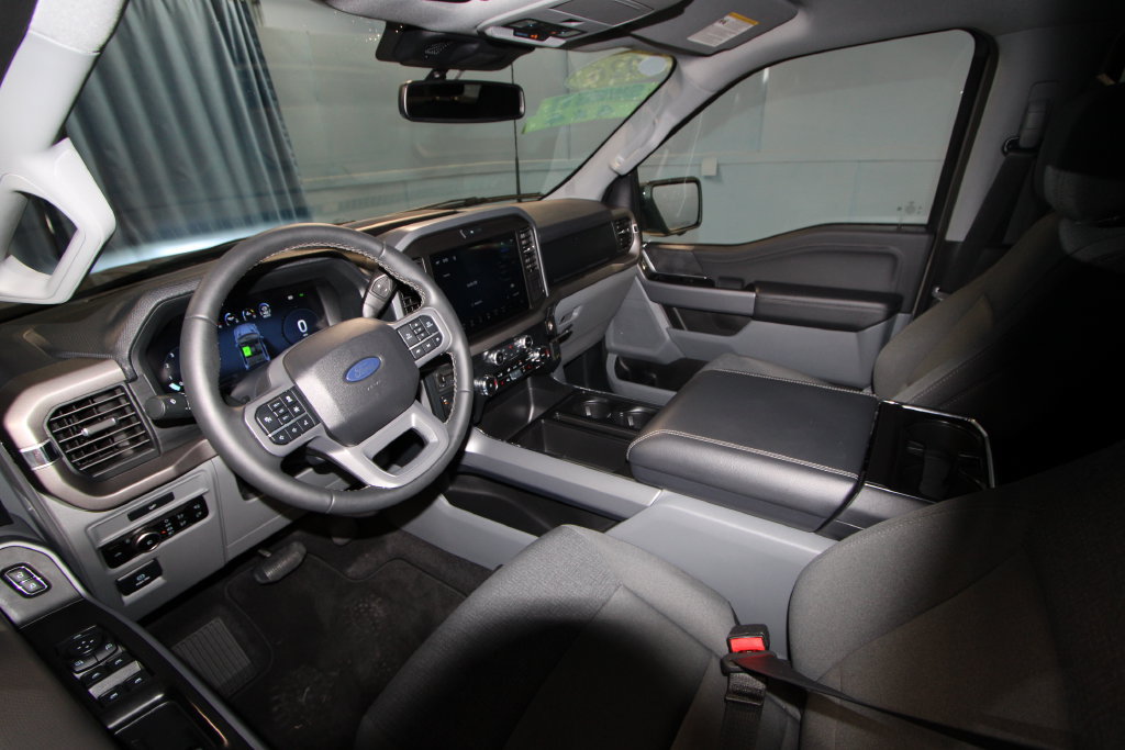 Used 2026 Ford F150 XLT w/ Equipment Group 302A MID AWD/4WD image 2