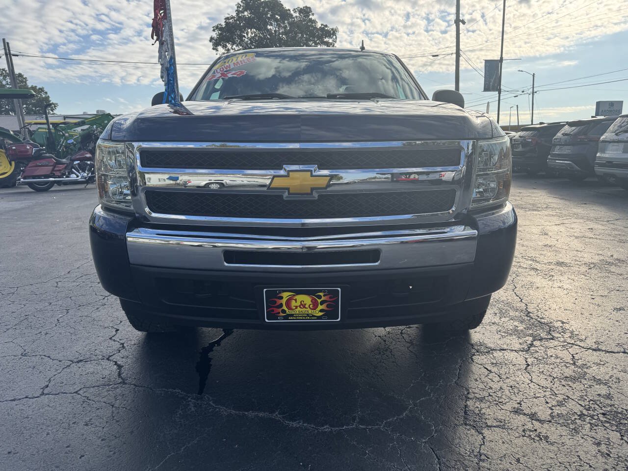 Used 2010 Chevrolet Silverado 1500 LT w/ Power Pack Plus AWD/4WD image 9