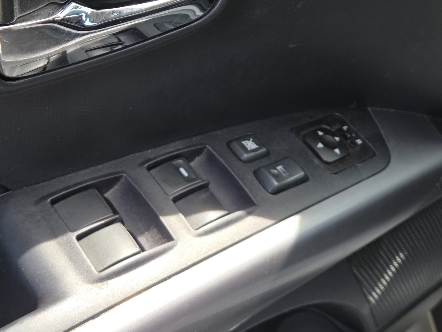 Used 2012 Mitsubishi Outlander ES FWD image 22