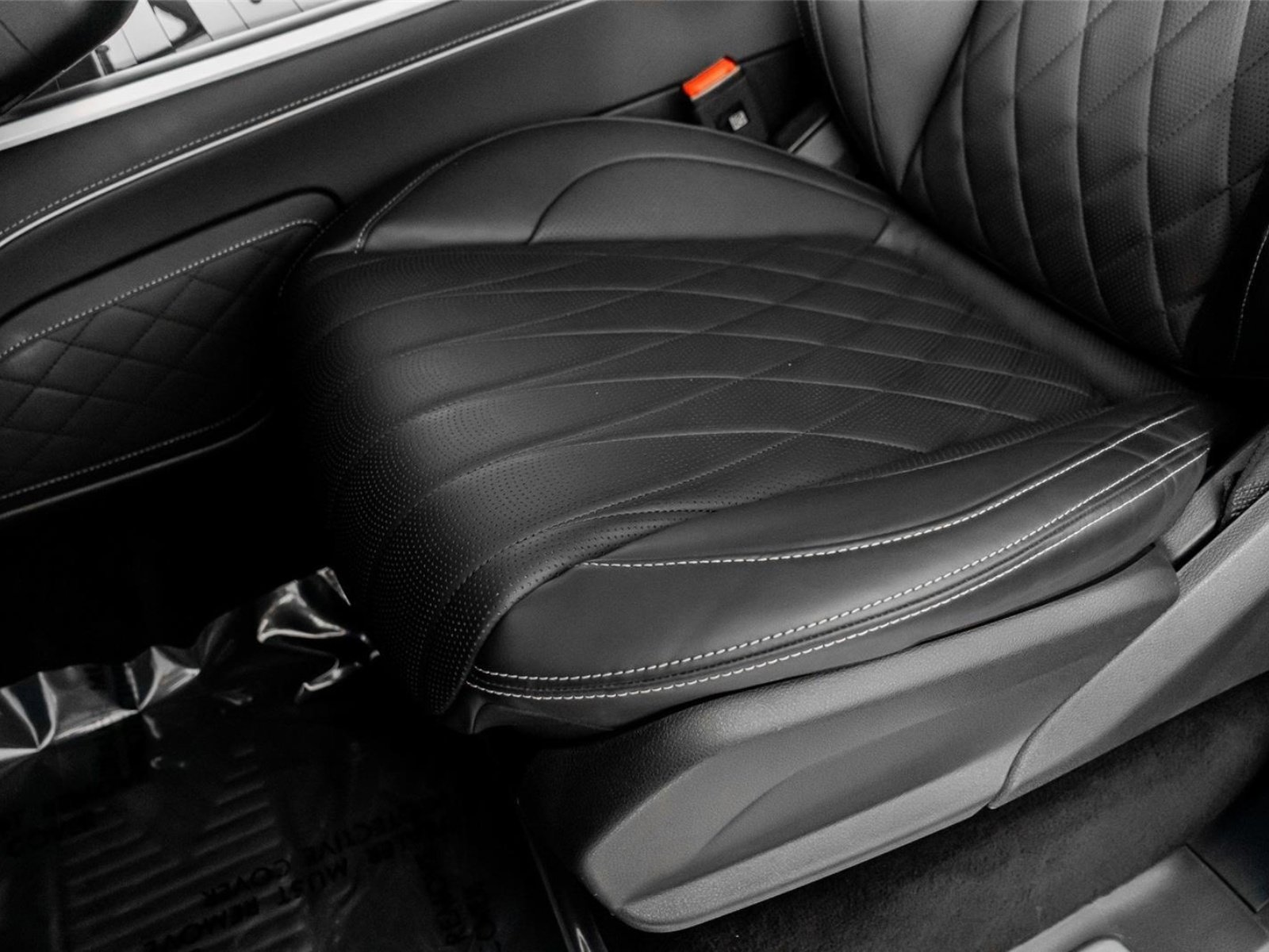 Used 2025 Mercedes-Benz G 63 AMG 4MATIC image 32