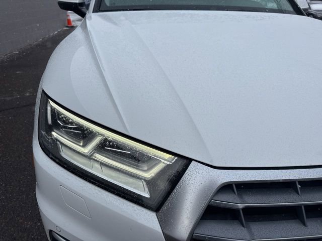 Used 2018 Audi Q5 2.0T Premium Plus w/ Premium Plus Package image 3