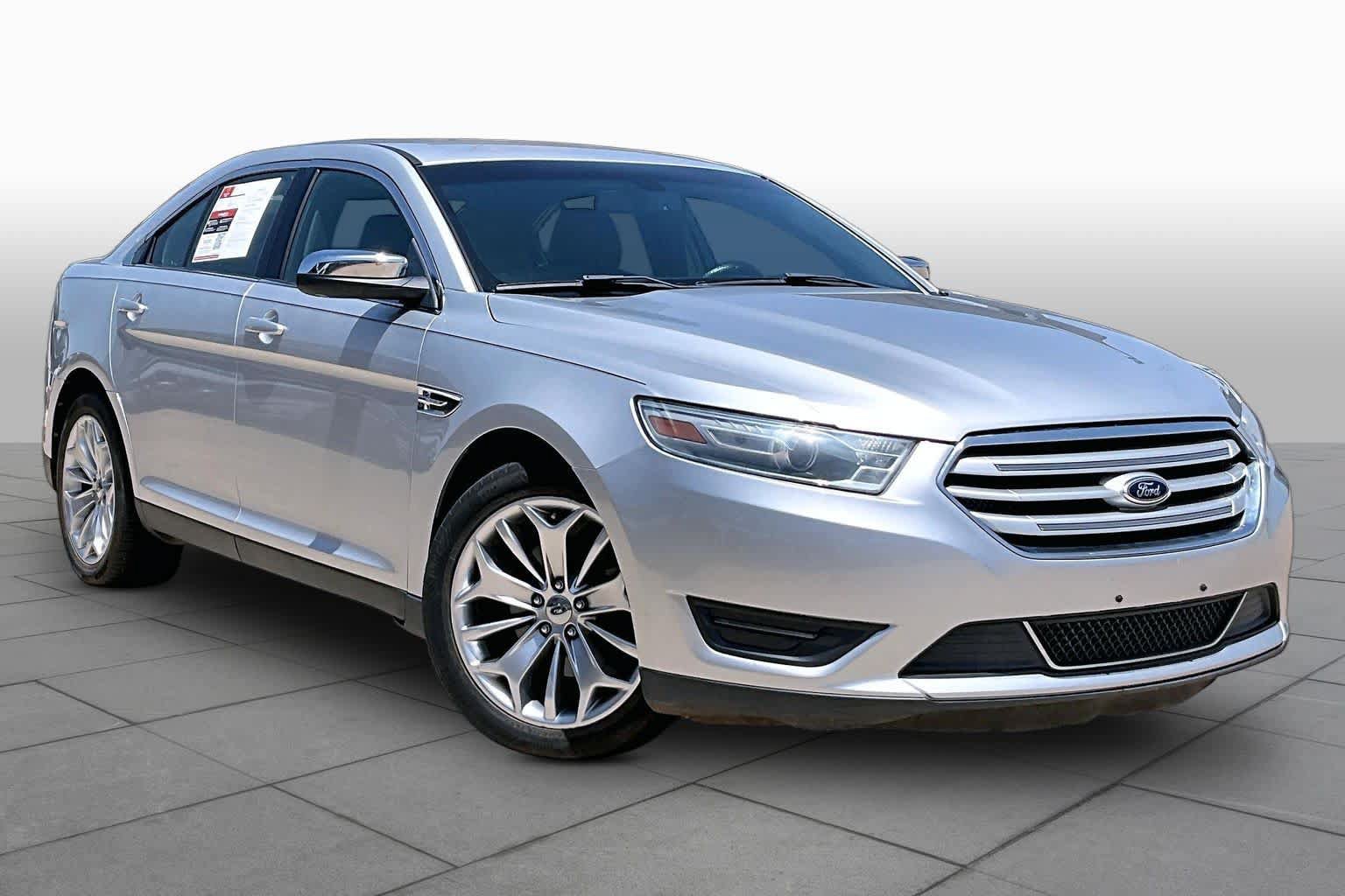 Used 2013 Ford Taurus Limited FWD image 2