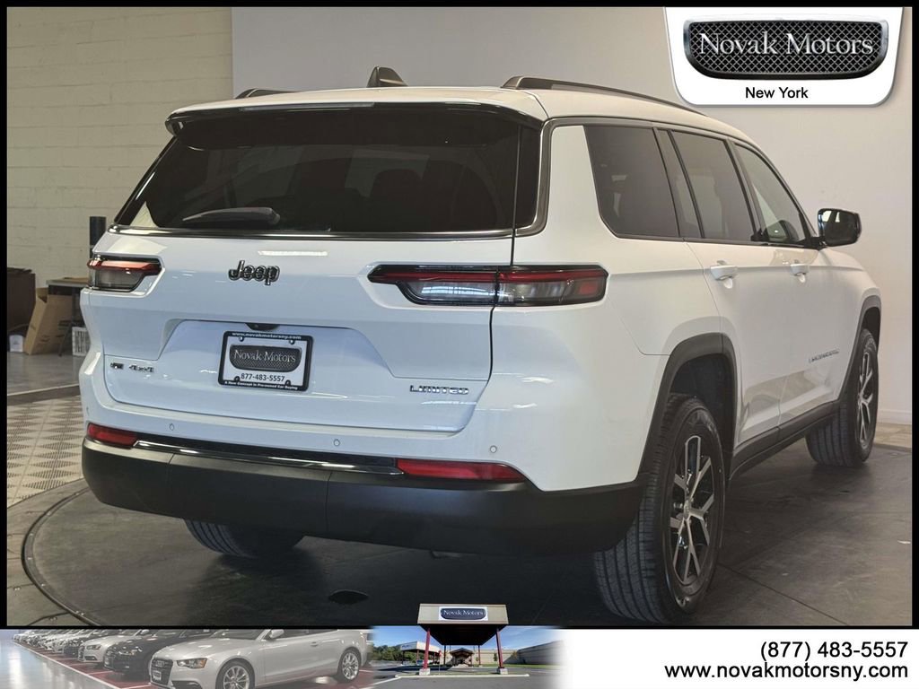 Used 2023 Jeep Grand Cherokee L Limited AWD/4WD image 10