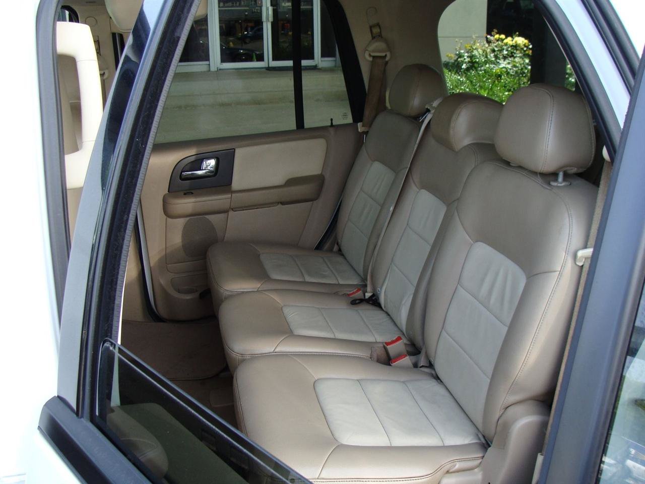 Used 2006 Ford Expedition Eddie Bauer AWD/4WD image 30