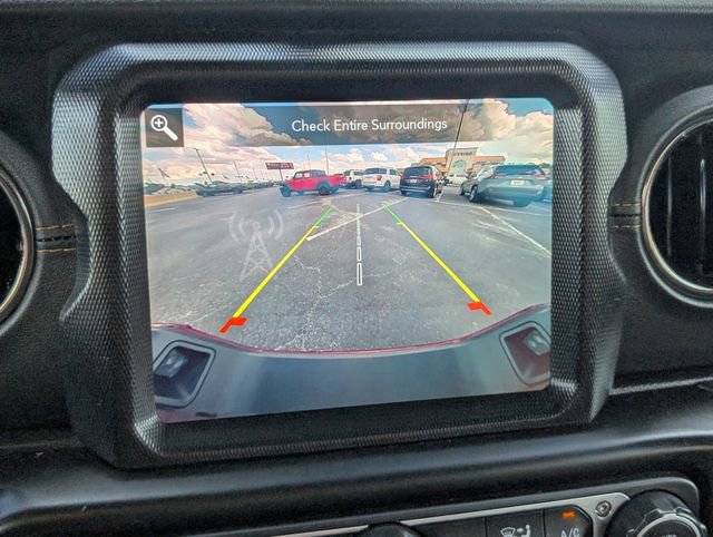 Used 2021 Jeep Gladiator Overland AWD/4WD image 17