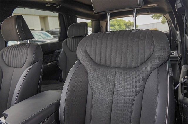 New 2025 Hyundai Palisade Calligraphy image 9