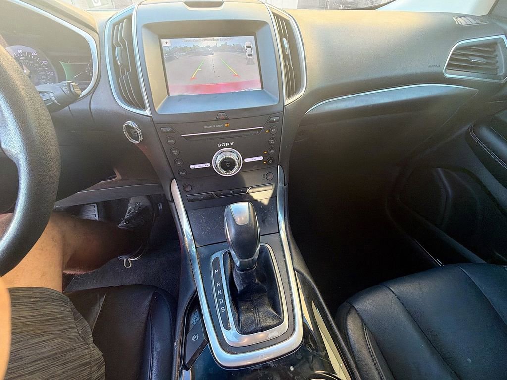 Used 2017 Ford Edge Titanium w/ Technology Package FWD image 26