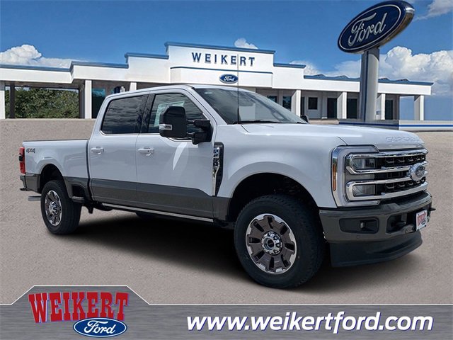 New 2026 Ford F250 4x4 Crew Cab Super Duty image 1