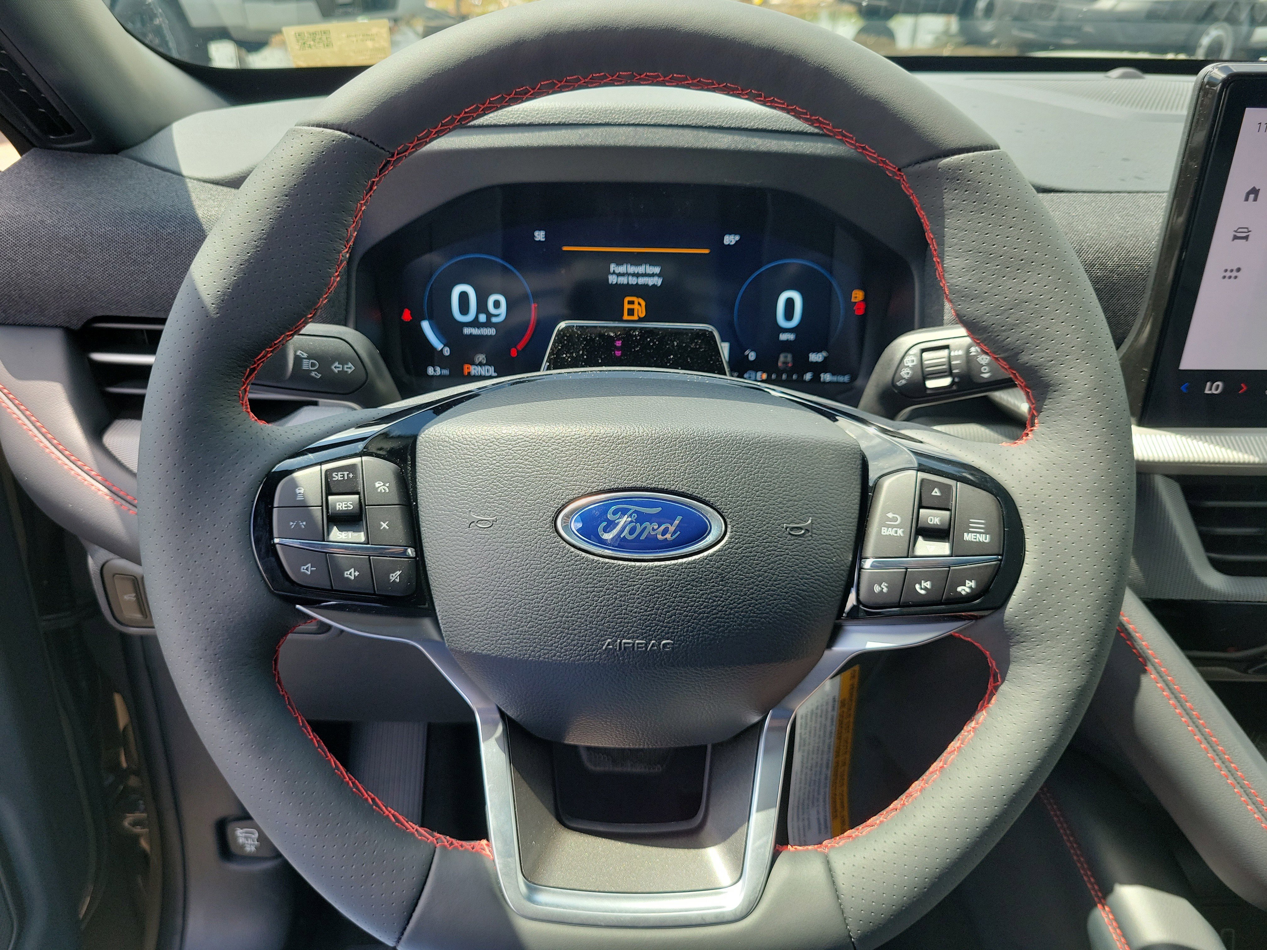 New 2026 Ford Explorer ST-Line w/ ST-Line Street Pack RWD image 16