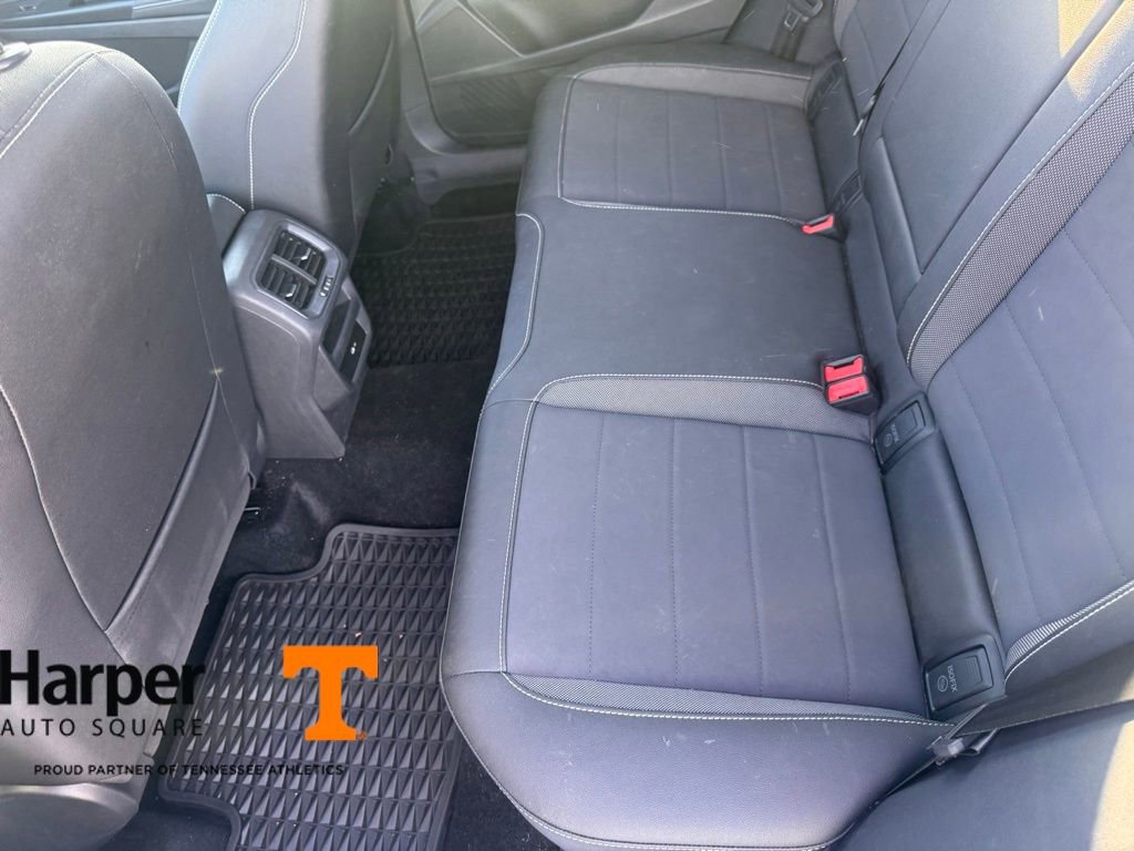 Used 2024 Volkswagen Taos SE image 10