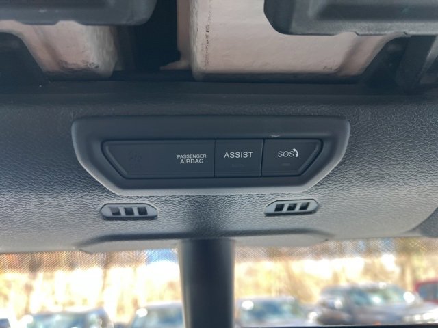 Used 2023 Jeep Wrangler Unlimited Sahara image 35