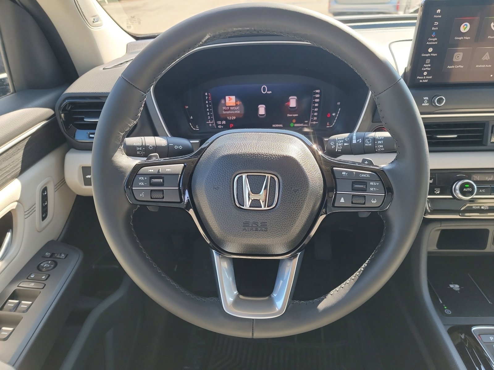 New 2026 Honda Pilot Touring image 17