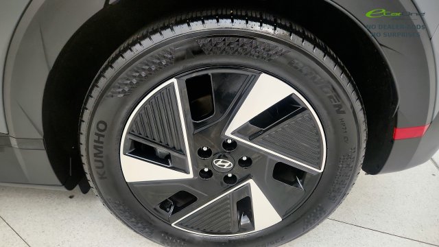 Used 2025 Hyundai Ioniq 5 SEL RWD image 81