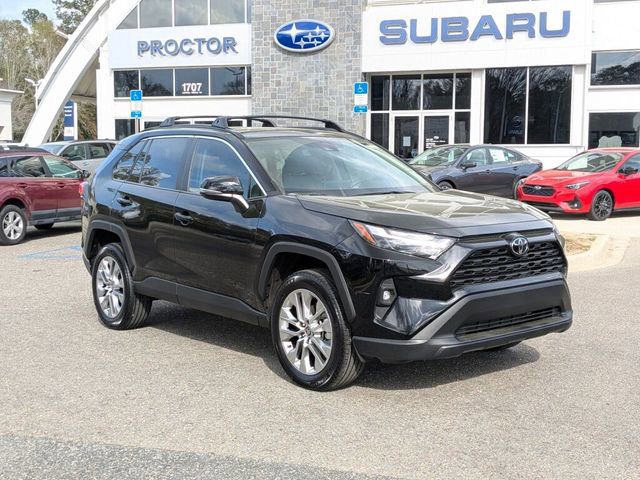 Used 2025 Toyota RAV4 XLE Premium image 1