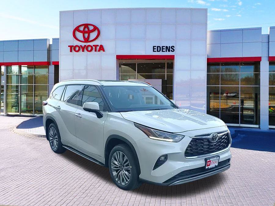 New 2026 Toyota Highlander Platinum image 1