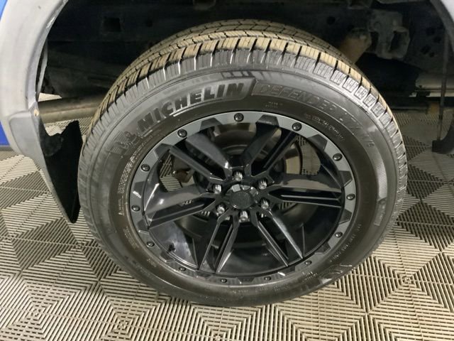 Used 2013 Ford F150 FX4 w/ Mid Equipment Group AWD/4WD image 14