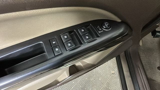 Used 2016 GMC Canyon SLT AWD/4WD image 11