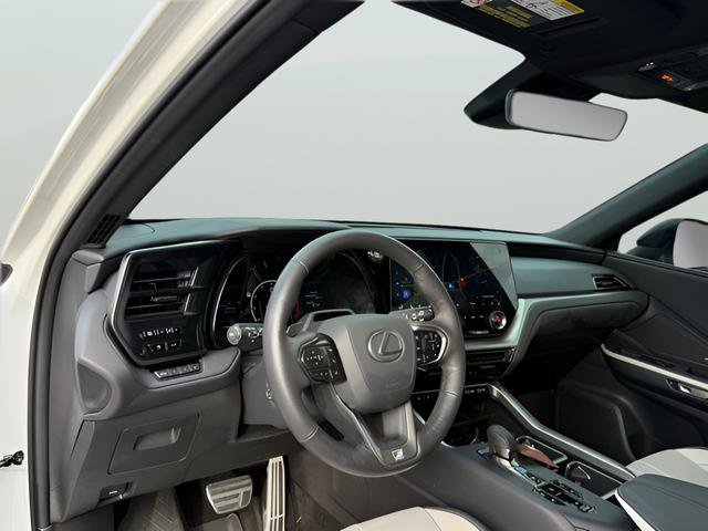 Used 2025 Lexus TX 350 AWD image 17