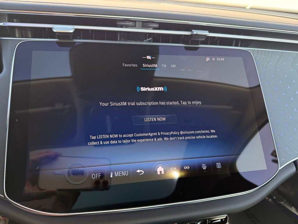 Used 2025 Mercedes-Benz E 350 Sedan image 12