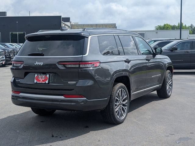 New 2026 Jeep Grand Cherokee L Summit w/ Advanced Protech Group IV AWD/4WD image 7