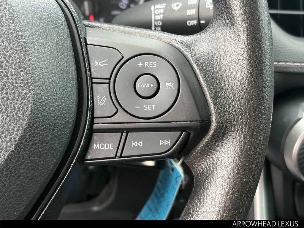 Used 2021 Toyota RAV4 LE w/ Carpet Mat Package (TMS) FWD image 15
