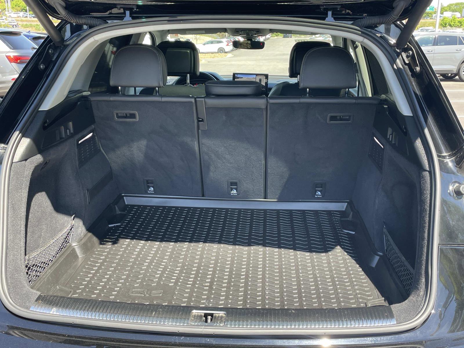 Used 2021 Audi Q5 Prestige w/ Prestige Package image 10