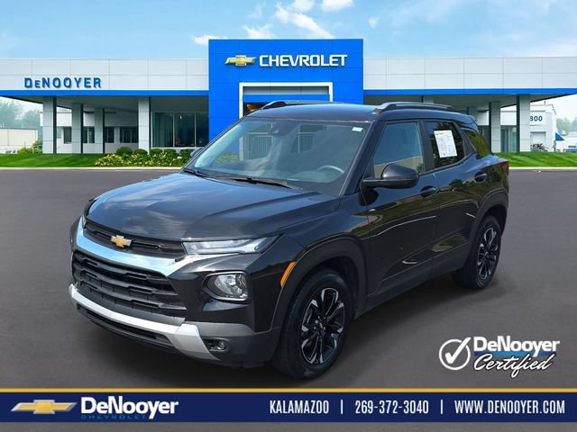 Used 2023 Chevrolet TrailBlazer LT FWD image 1