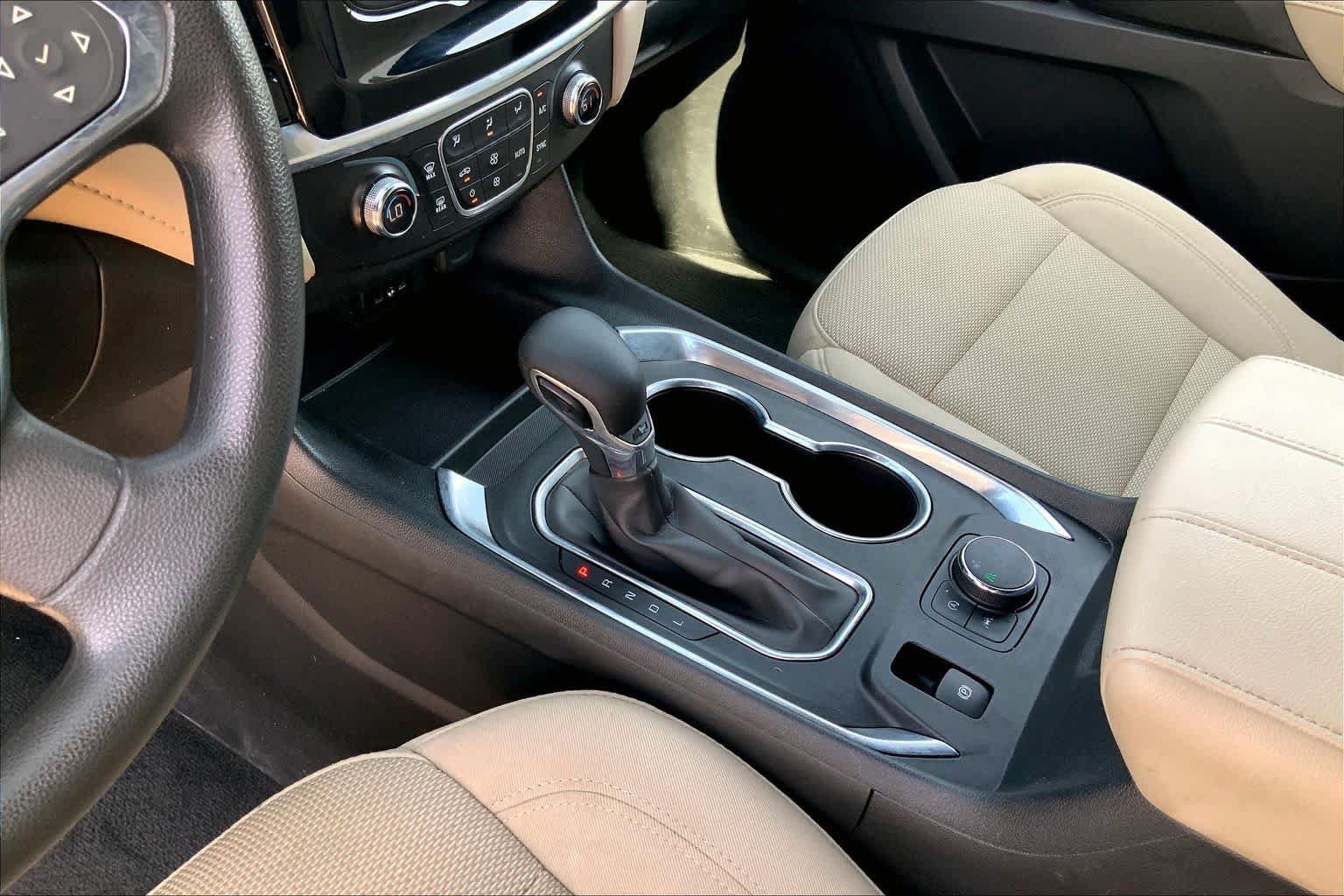 Used 2023 Chevrolet Traverse LS w/ Safety Package FWD image 17