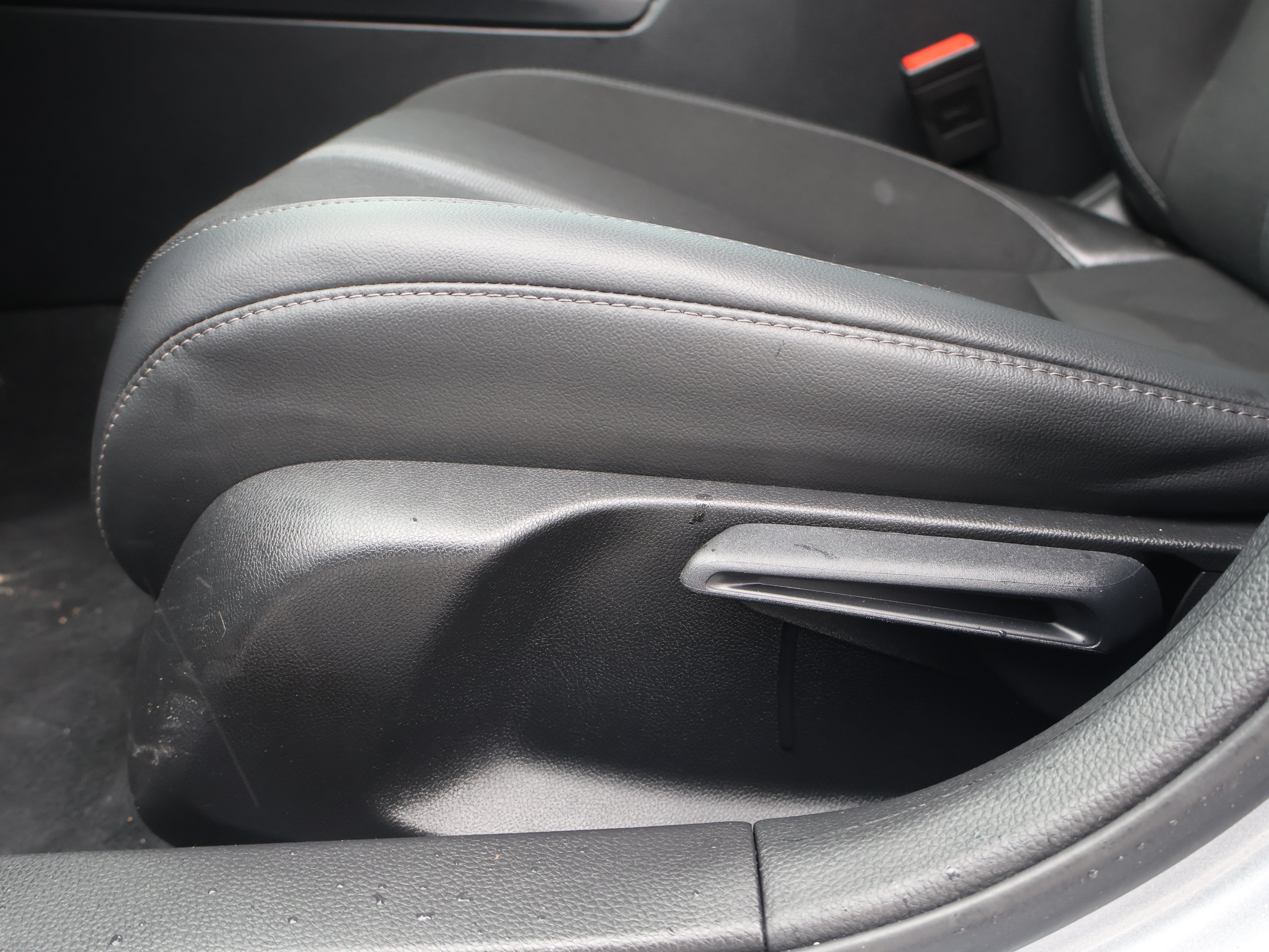 Used 2025 Honda Civic Sport image 31