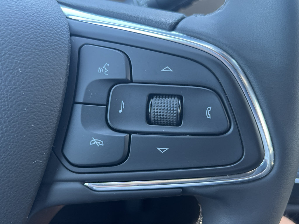 Used 2025 Buick Envista Avenir FWD image 18