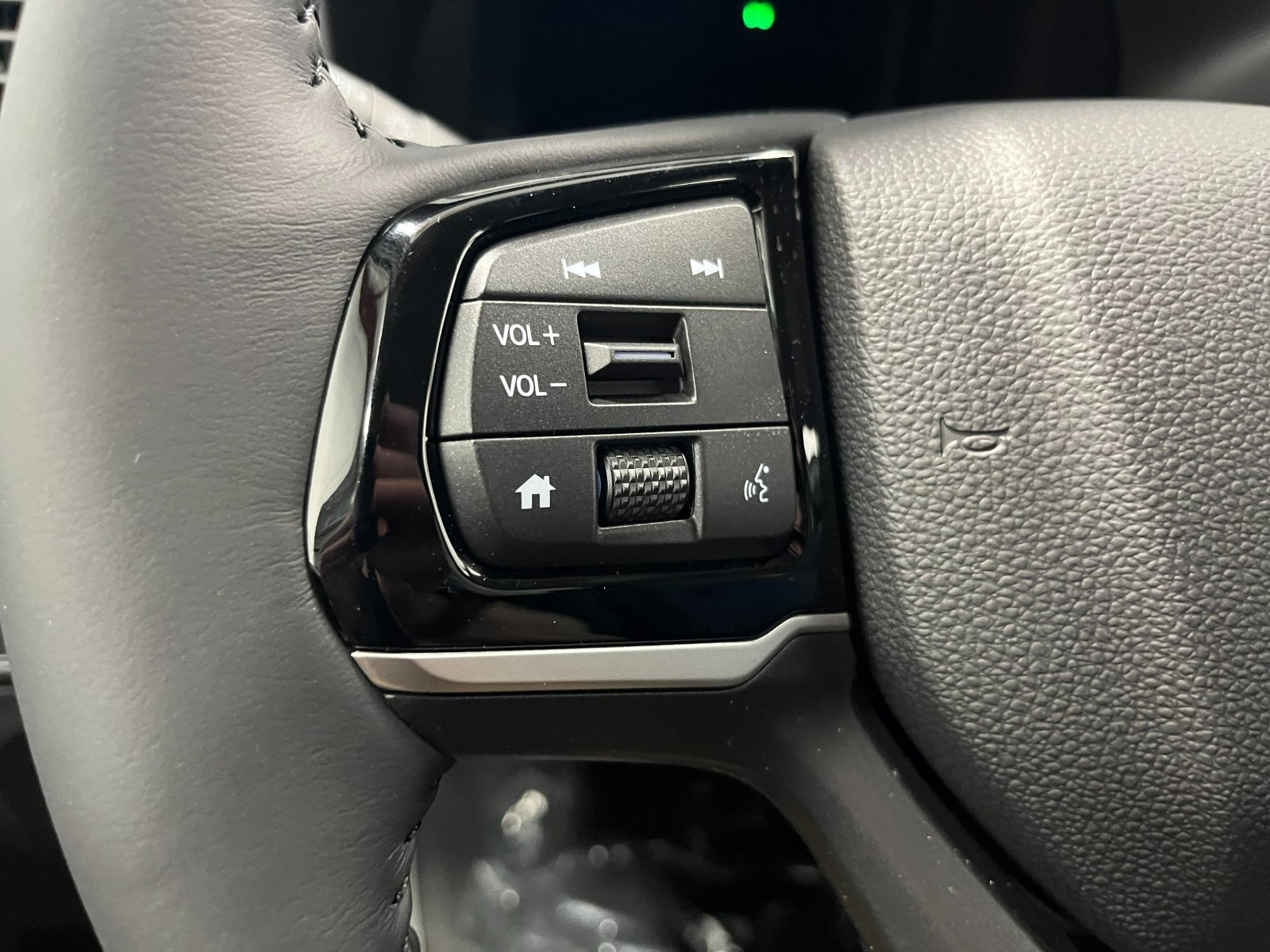 New 2027 Honda Odyssey Touring image 12