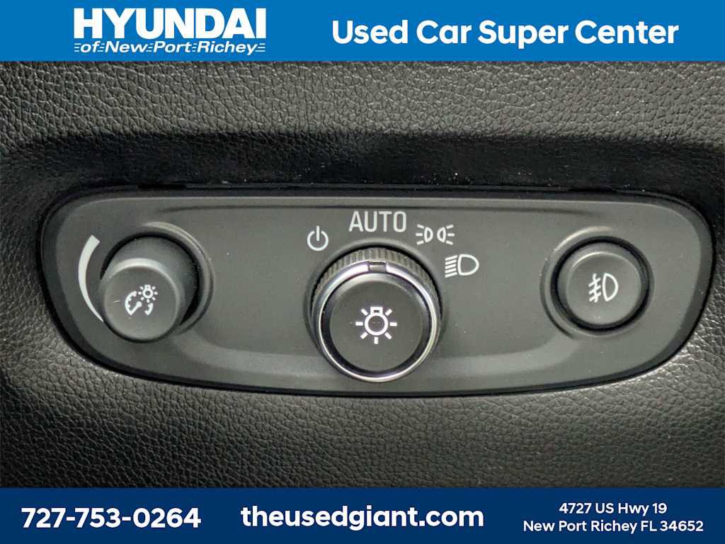 Used 2019 Chevrolet Traverse LT image 33