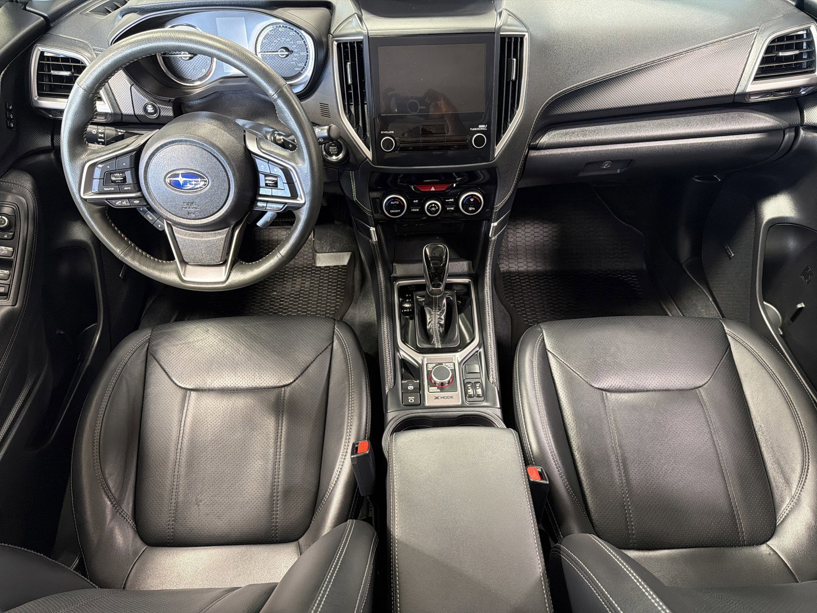 Used 2024 Subaru Forester Touring w/ Pop Package 2 image 10