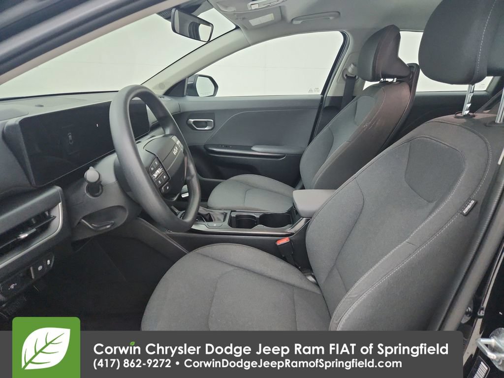 Used 2025 Kia K4 FWD image 18