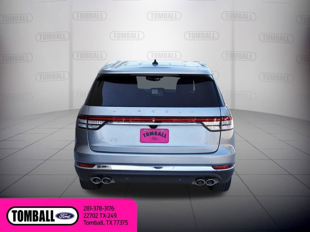 Used 2024 Lincoln Aviator Reserve w/ Elements Package Plus RWD image 6