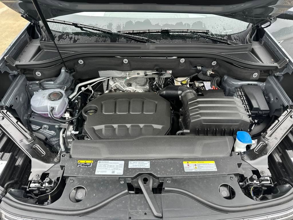 New 2025 Volkswagen Atlas SEL Premium R-Line image 21
