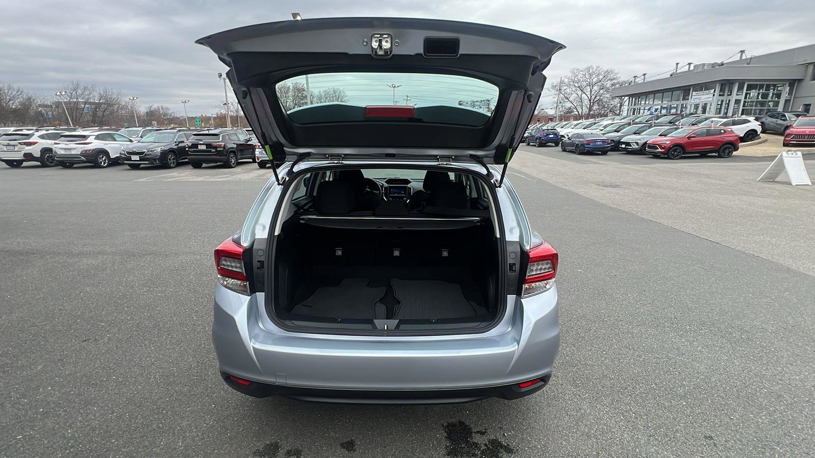 Used 2023 Subaru Impreza 2.0i Premium AWD/4WD image 27
