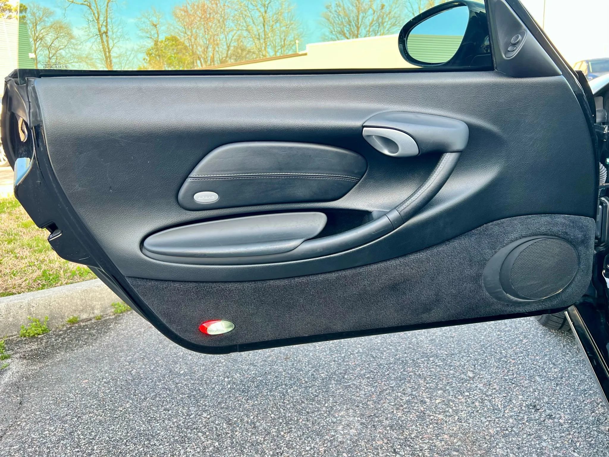 Used 2004 Porsche Boxster image 36