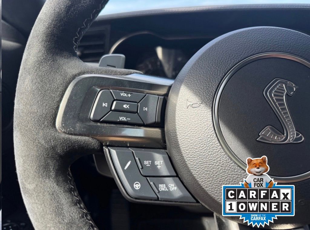 Used 2021 Ford Mustang Shelby GT500 w/ Carbon Fiber Track Pack image 32