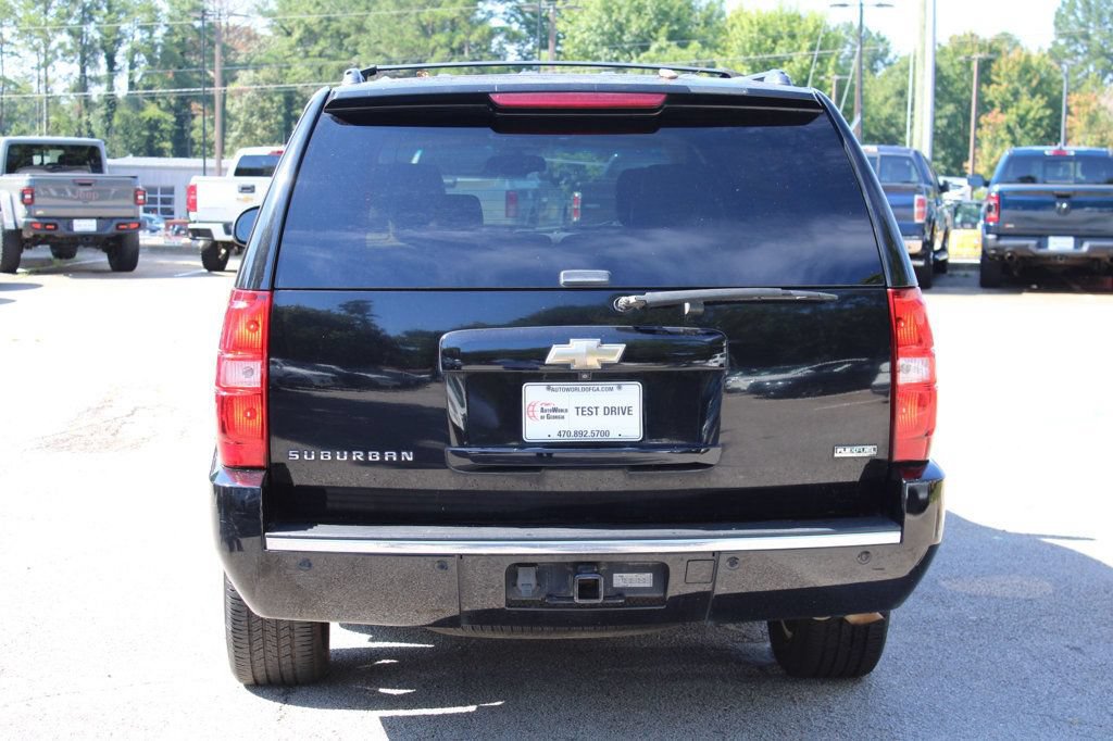 Used 2011 Chevrolet Suburban LTZ RWD image 5