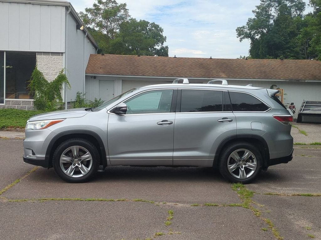 Used 2014 Toyota Highlander Limited AWD/4WD image 7