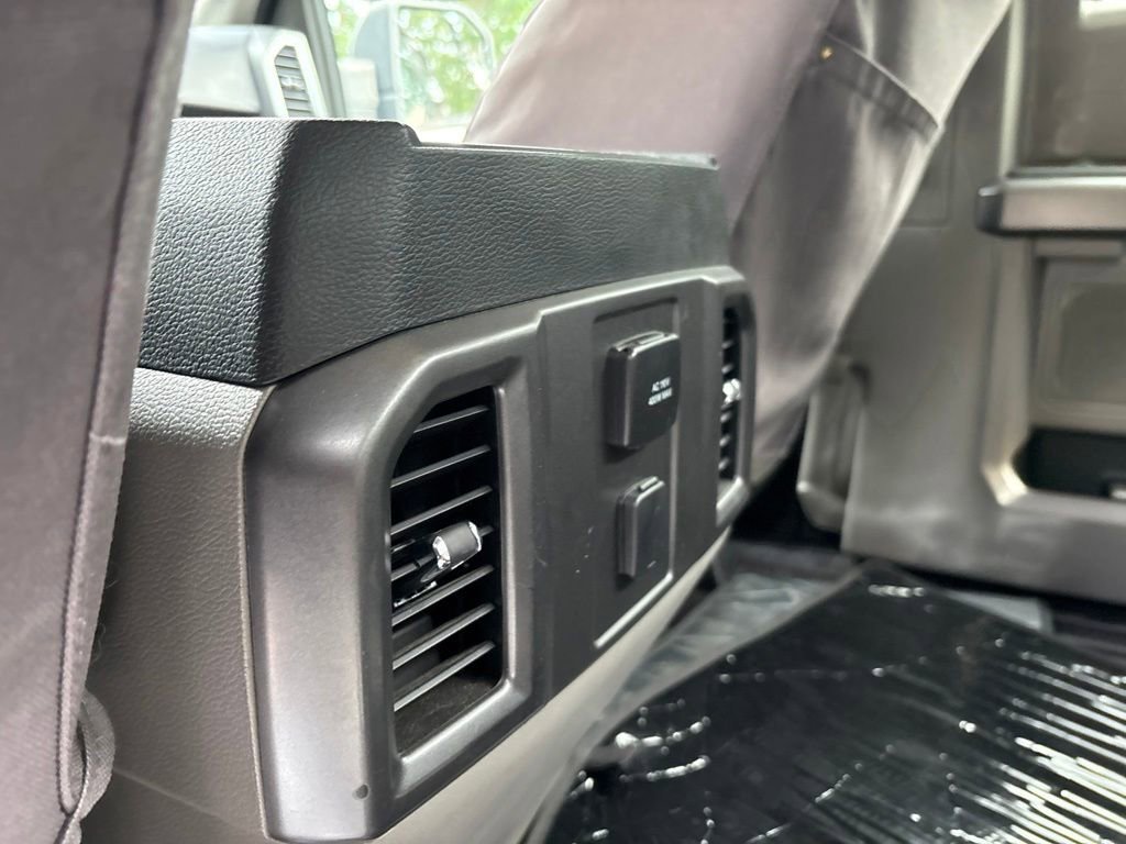Used 2015 Ford F150 XLT w/ Equipment Group 302A Luxury AWD/4WD image 26