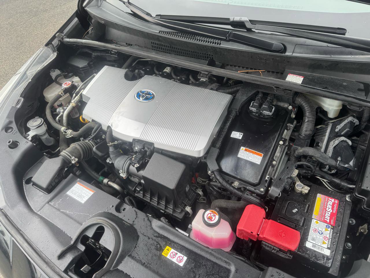 Used 2022 Toyota Prius XLE FWD image 56