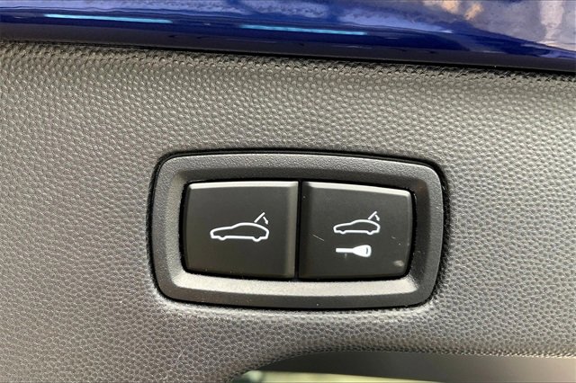 Certified 2024 Porsche Macan 4 Electric image 21