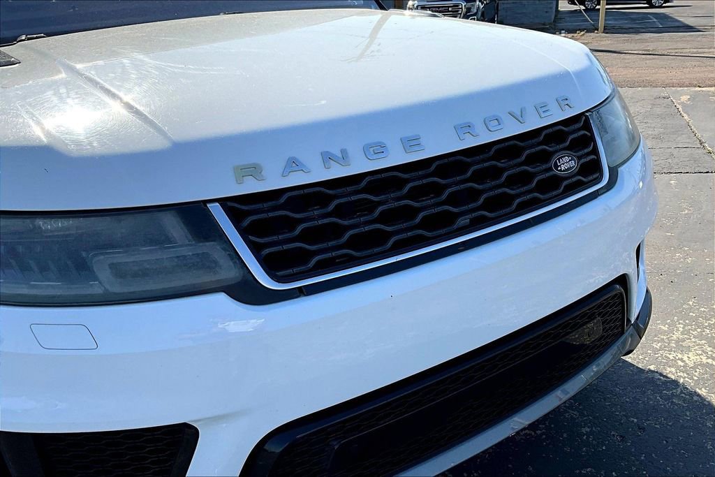 Used 2018 Land Rover Range Rover Sport HSE image 32