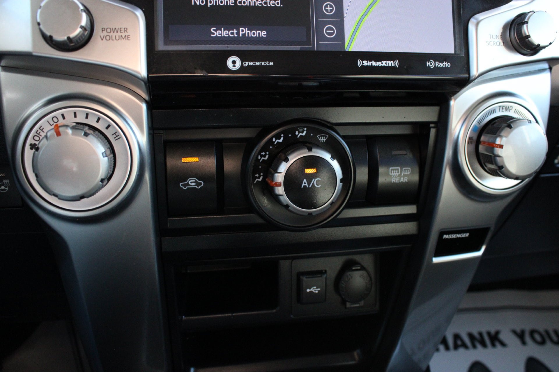Used 2024 Toyota 4Runner SR5 Premium w/ Moonroof Package AWD/4WD image 43