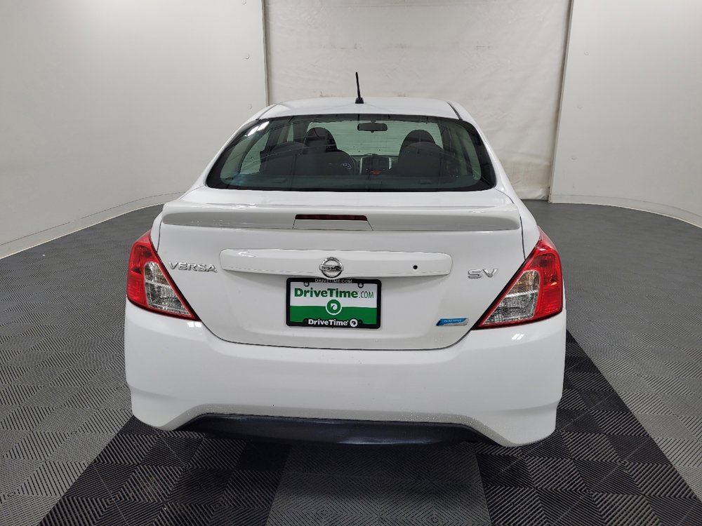 Used 2016 Nissan Versa SV w/ SV Appearance Package FWD image 7