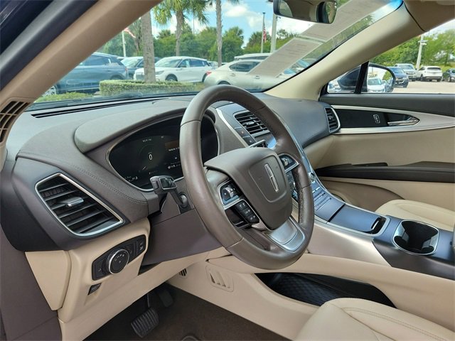 Used 2020 Lincoln Nautilus FWD image 10